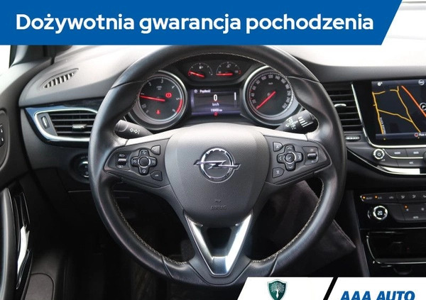 Opel Astra cena 46000 przebieg: 109955, rok produkcji 2017 z Gozdnica małe 326